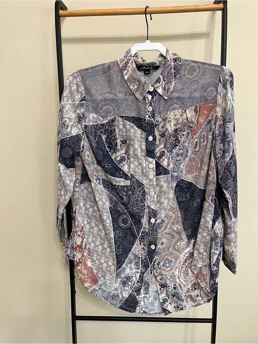 Charlie B Patchwork Print V-Neck Blouse Button Up Petite Lightweight Breezy SP - Picture 2 of 10